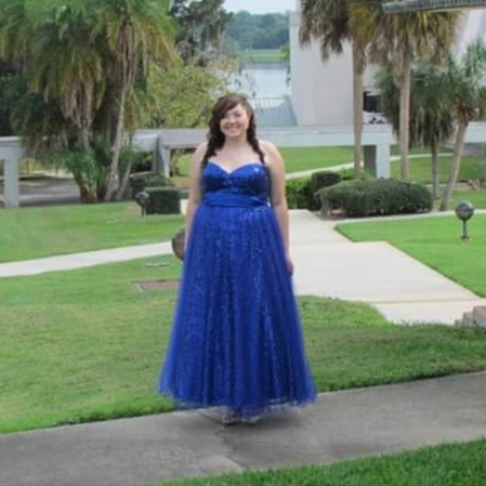 Plus size prom dress